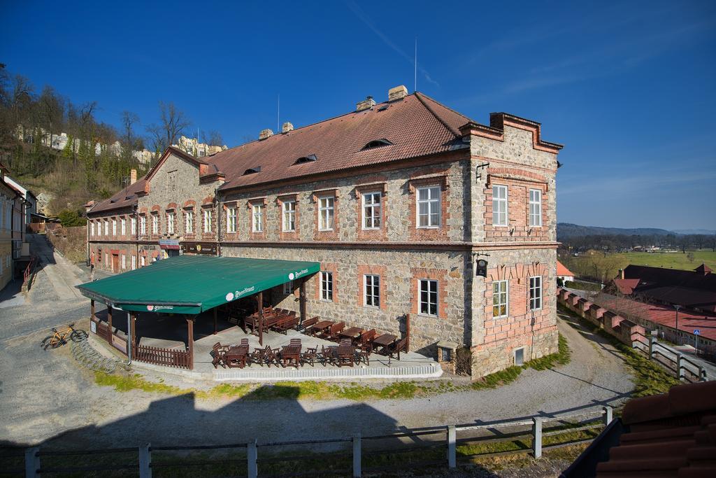 Hotel Podhrad Hluboka nad Vltavou Exterior photo